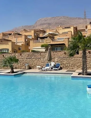 Rooftop In Ainsokhnatelal, Families Only, No Pets Allowed